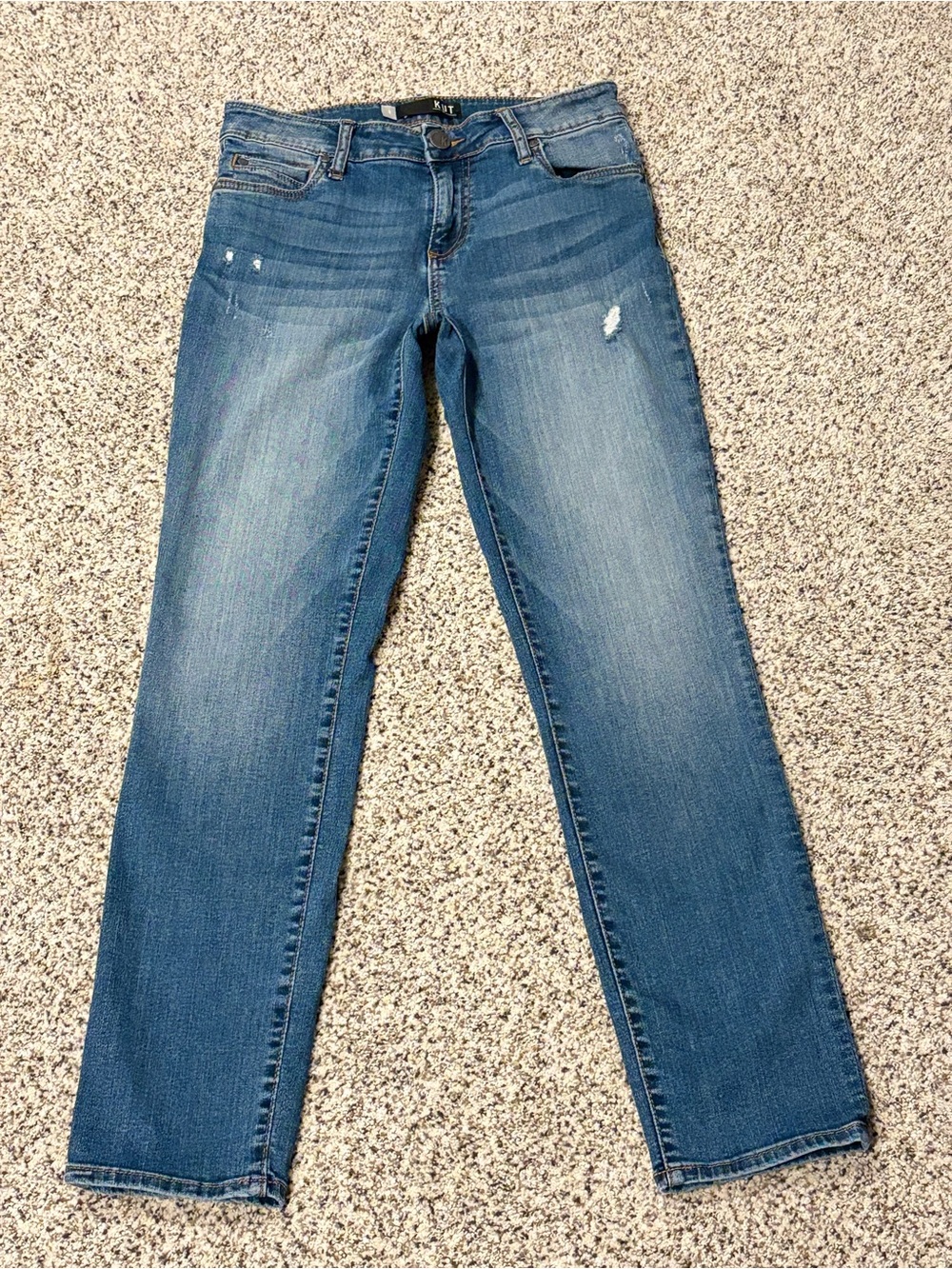 Kut from the Kloth Catherine boyfriend Straight Leg Jeans